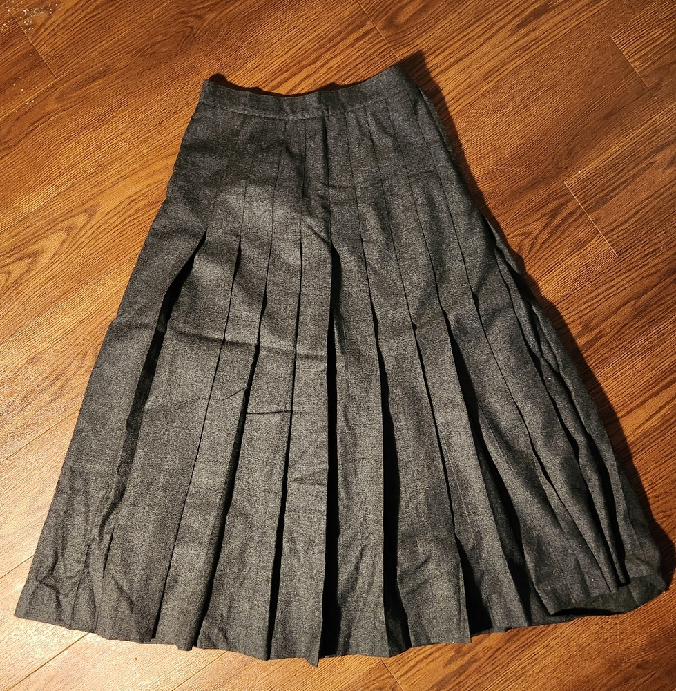Vintage Charcoal Grey Wool Pleated Skirt